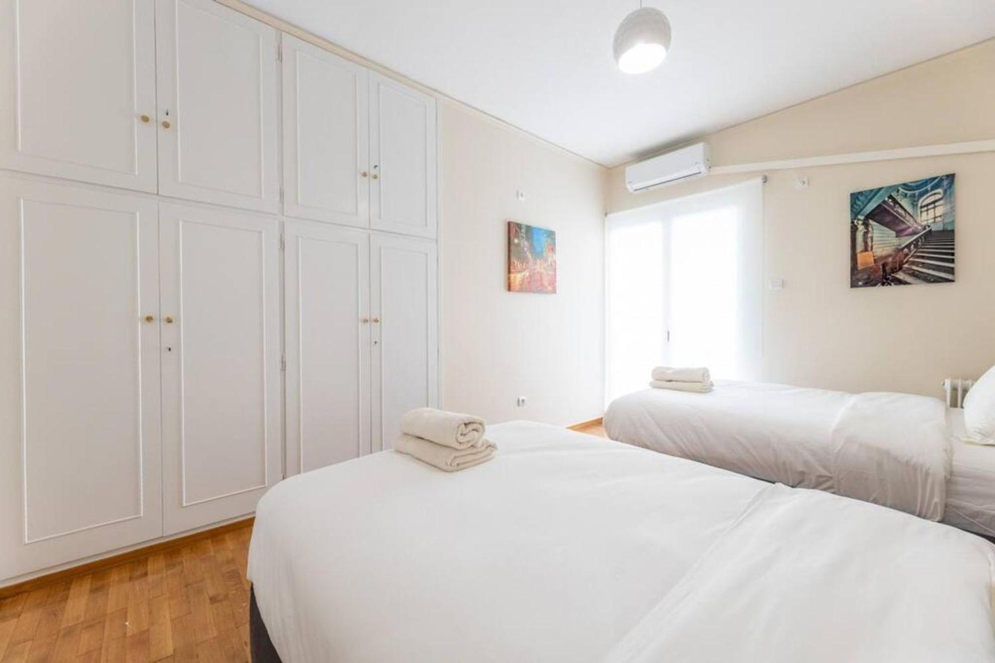 Amfitritis Family Lux Apartment At Palaio Faliro Atenas Exterior foto