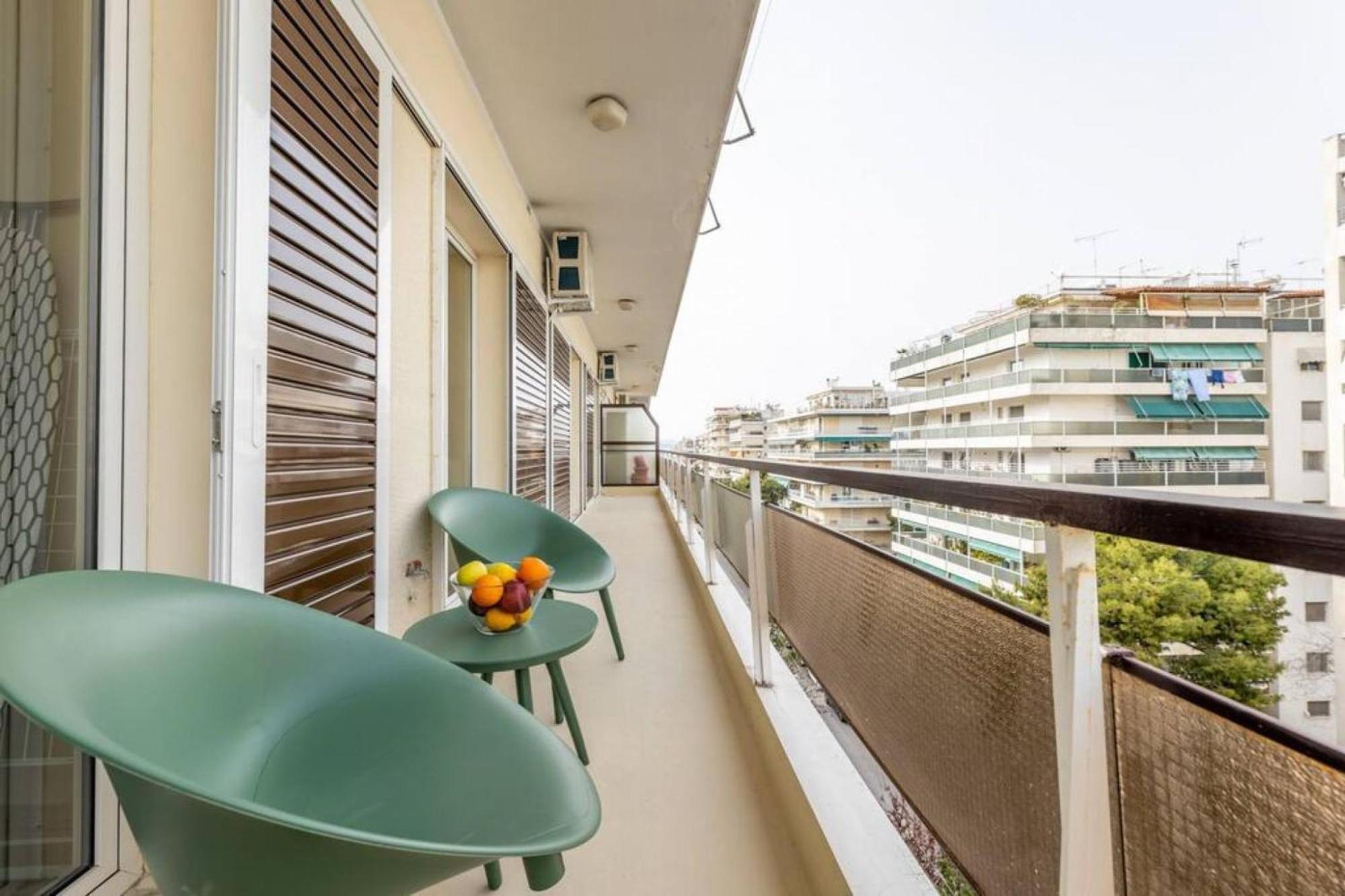 Amfitritis Family Lux Apartment At Palaio Faliro Atenas Exterior foto
